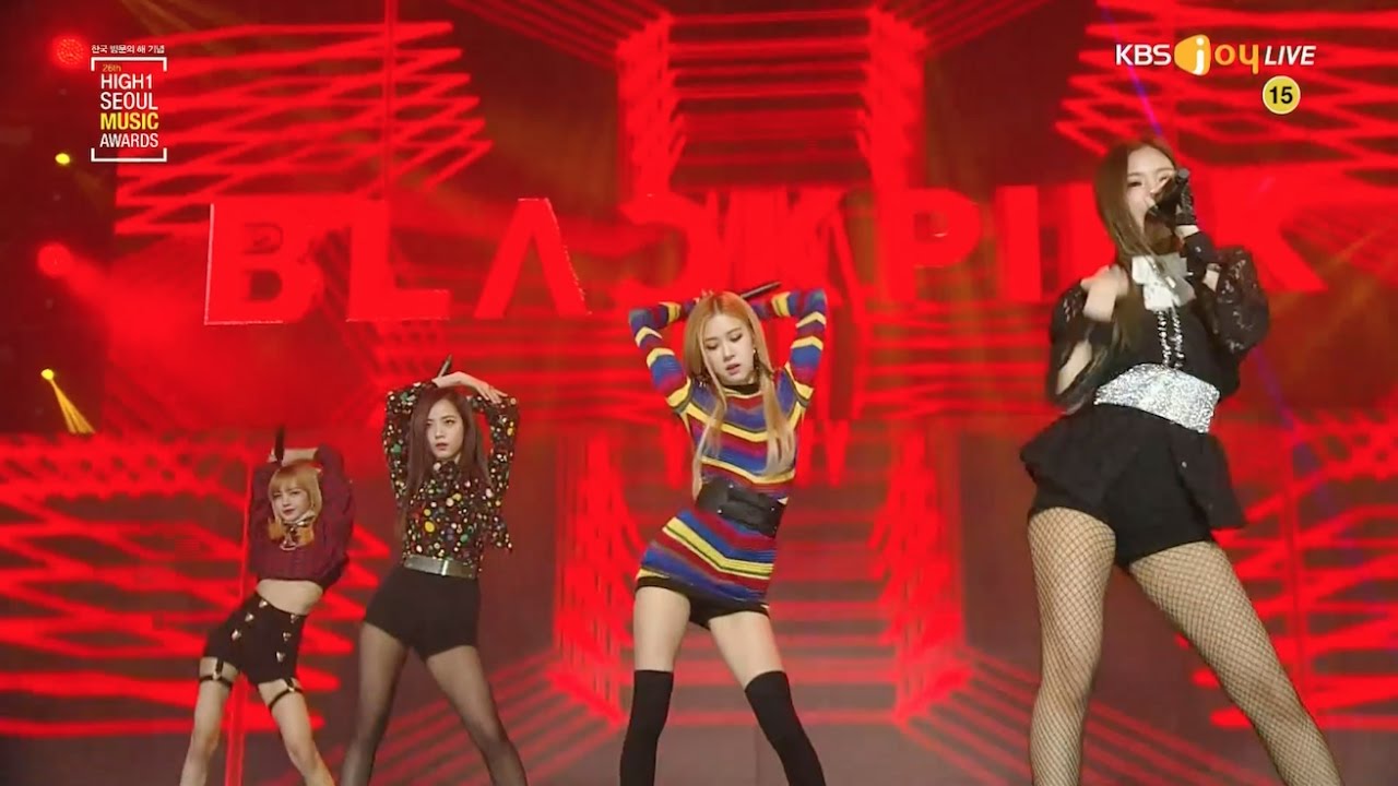 BLACKPINK – ‘불장난 (PLAYING WITH FIRE)’ + ‘붐바야 (BOOMBAYAH)’  in 2017 Seoul Music Awards