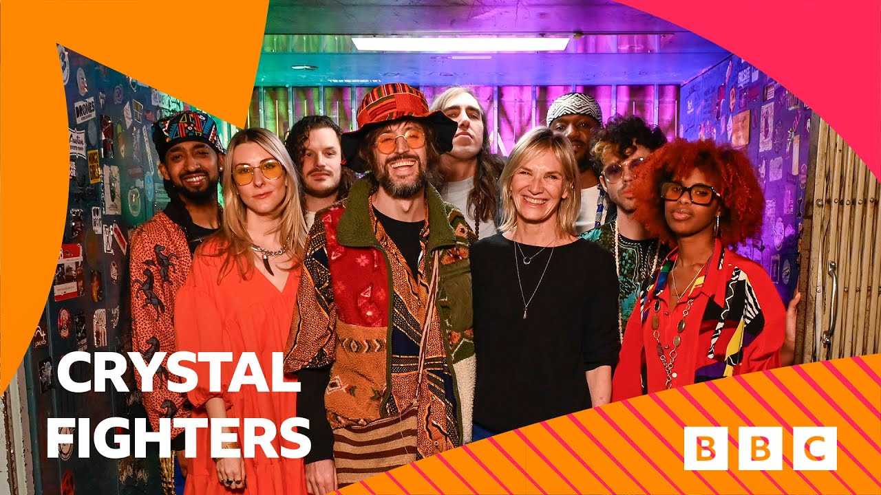 Crystal Fighters – Feel Good Inc, Gorillaz cover (Radio 2 Jo Whiley Sofa Sessions)