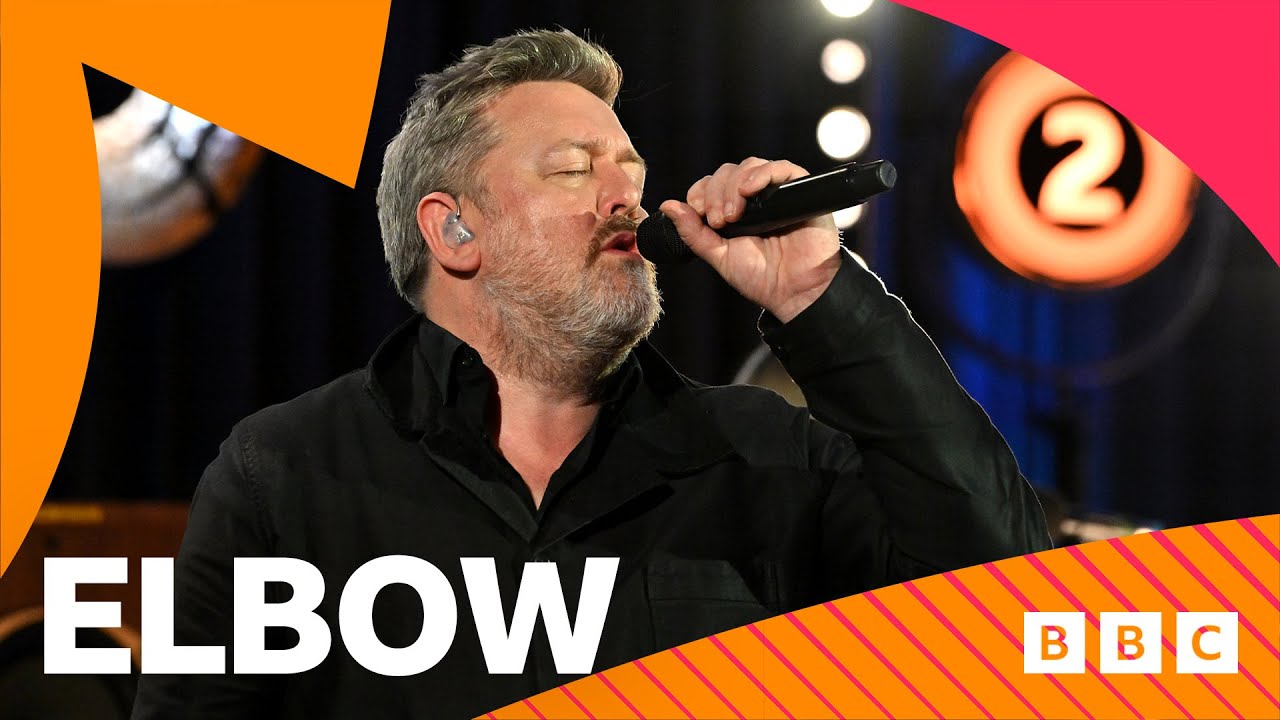 Elbow – We Have All The Time In The World (Louis Armstrong cover) in the Radio 2 Piano Room