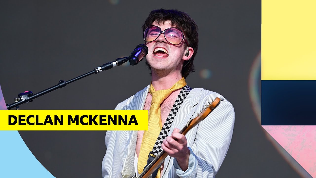 Declan McKenna – Sympathy (Reading Festival 2023)
