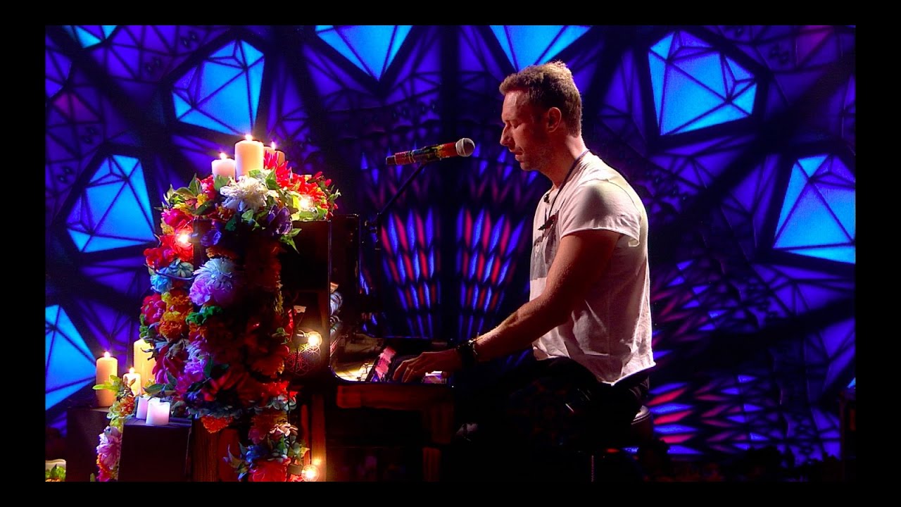 Coldplay – Everglow (Live on The Graham Norton Show)
