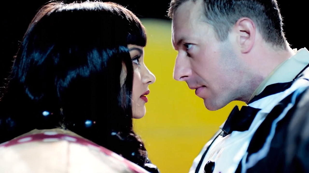 Coldplay – True Love (Official Video)