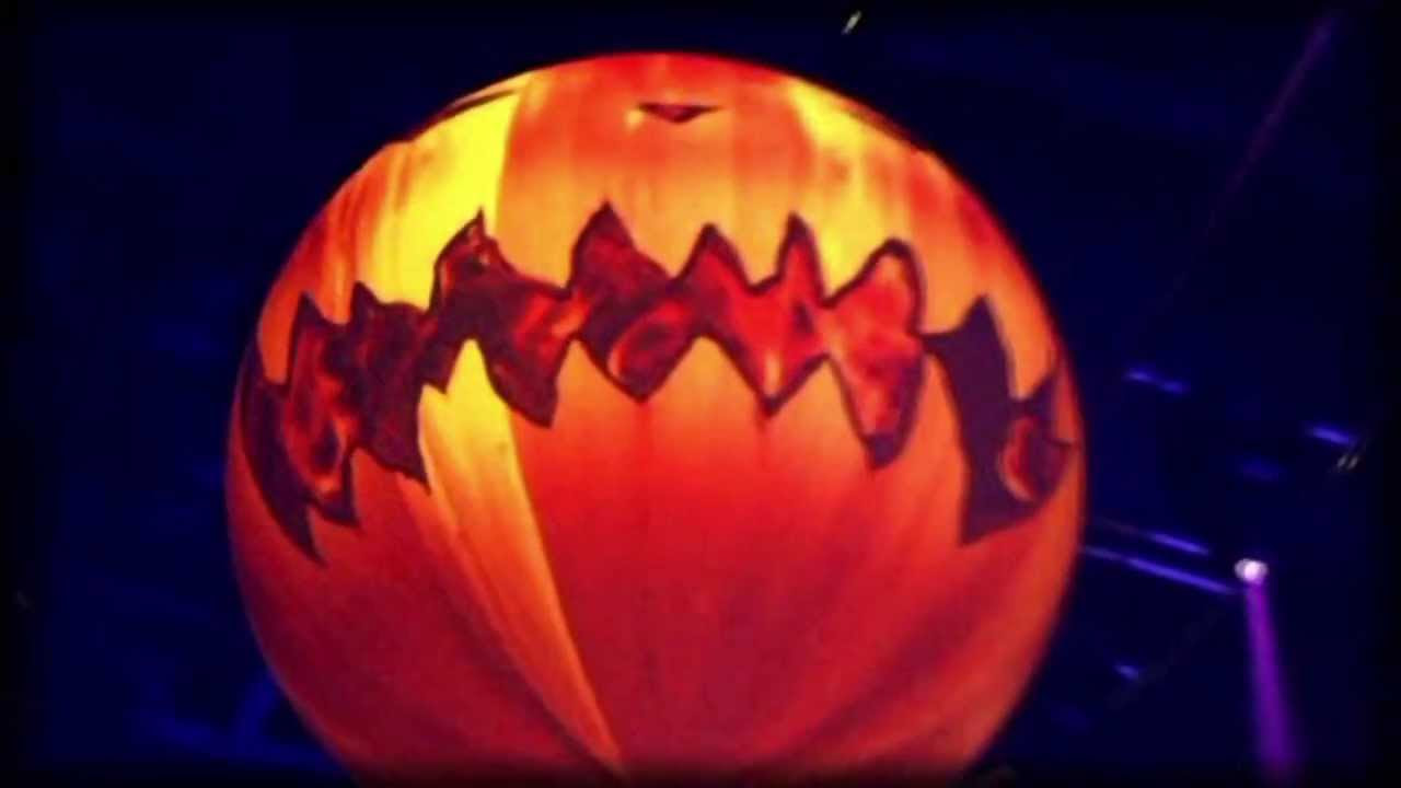 Coldplay – Cemeteries Of London (Halloween 2008)