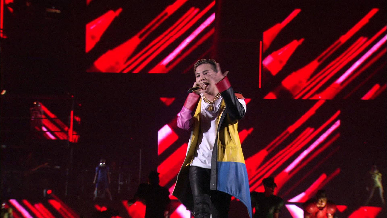 G-DRAGON – CRAYON+FANTASTIC BABY (2013 WORLD TOUR ～ONE OF A KIND～ IN JAPAN DOME SPECIAL)
