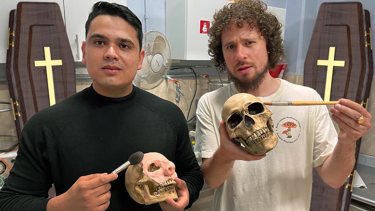 El trabajo de un “EMBALSAMADOR”: los maquillistas de los muertos 11 hq720 1728