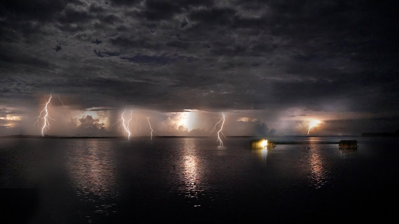 EL LUGAR CON MÁS RELÁMPAGOS EN EL MUNDO | Catatumbo ⚡️ 26 hq720 1809