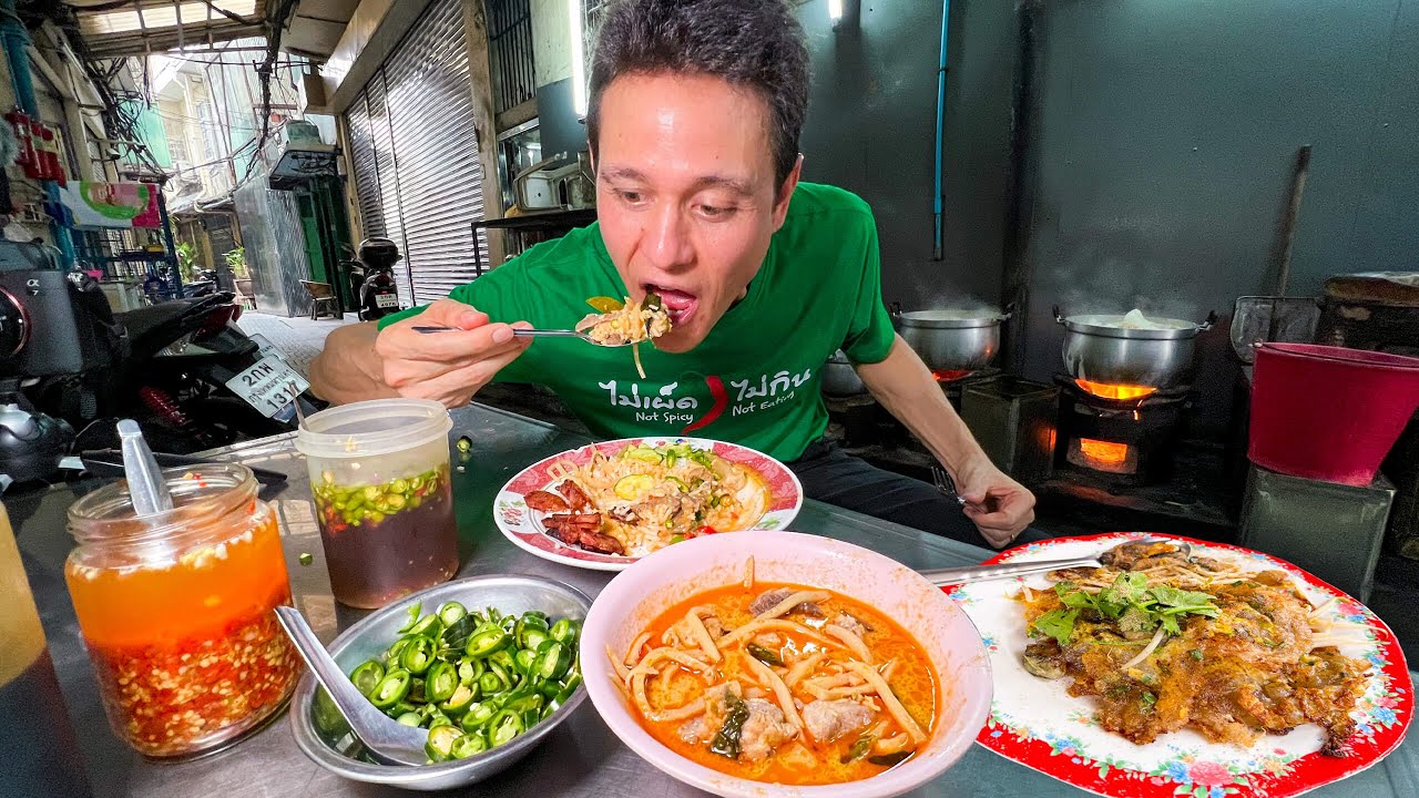 Thai Street Food - 5 MUST EAT Foods in Chinatown, Bangkok!! (Local Favorites Only!) 27 hq720 218