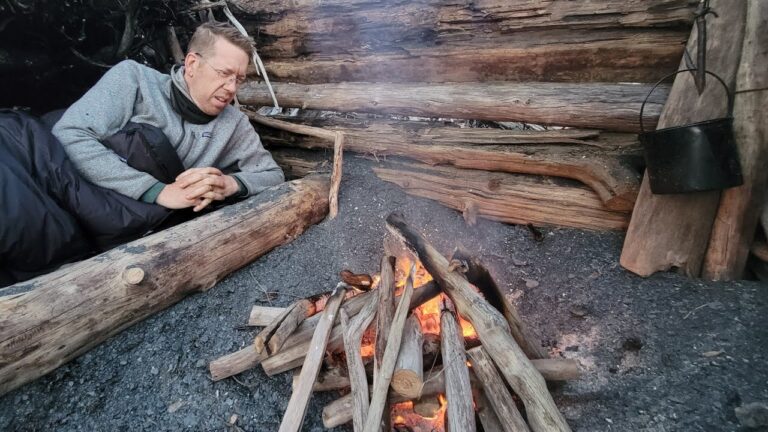 Bushcraft Shelter Camping Under Northern Lights (Best Campfire Meal Ever!) hq720