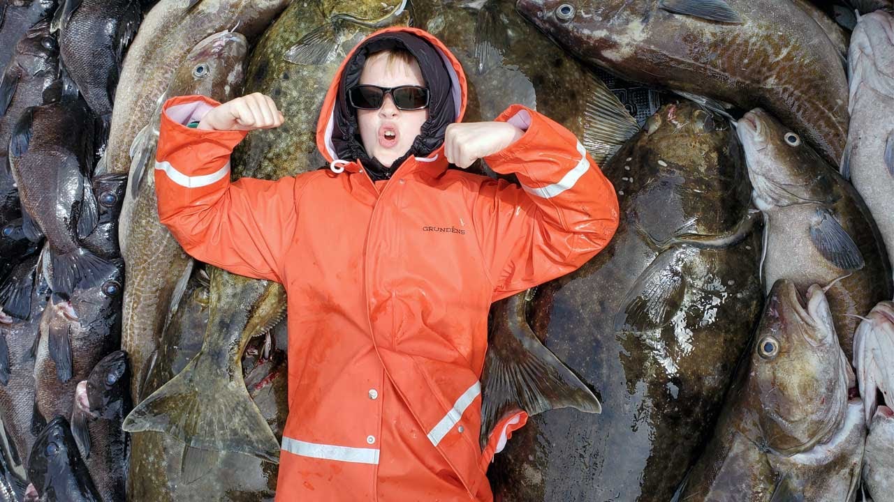 Catching 1200 lbs (544 kg) of Fish and Exploring a WWII Battlefield!!! 22 hq720 2755