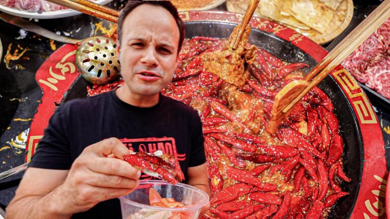 Surviving Sichuan - 500 Hours of SPICY Street Food in Szechuan, China (Full Documentary) hq720