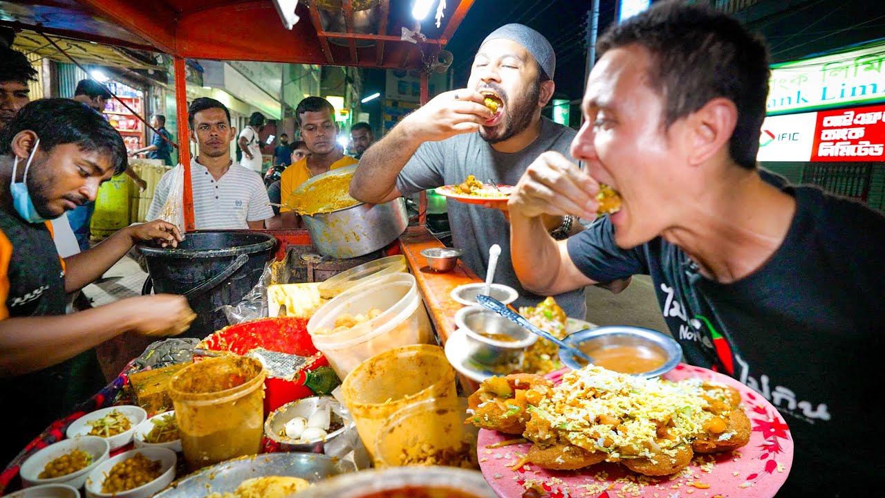 Bangladeshi Street Food - KING of FUCHKA and CHOTPOTI!! Amazing Bangladesh Food! 25 hq720 295