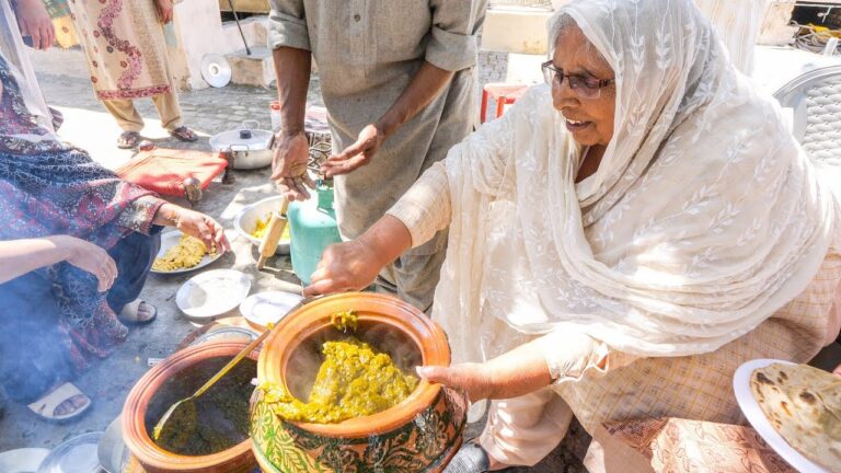 Village Food in Pakistan - Chicken Curry by Grandma + COW DUNG Tandoori + Village Cooking FEAST hq720
