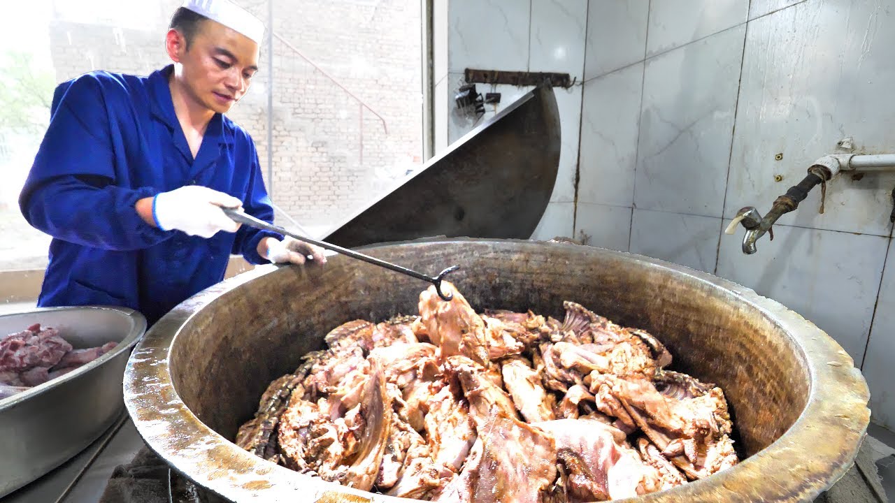 WOWWW!!! EXTREME 500 KG Lamb TUB + INSANE Street Food in China | Going DEEP for Chinese Street Food! 11 hq720 3034