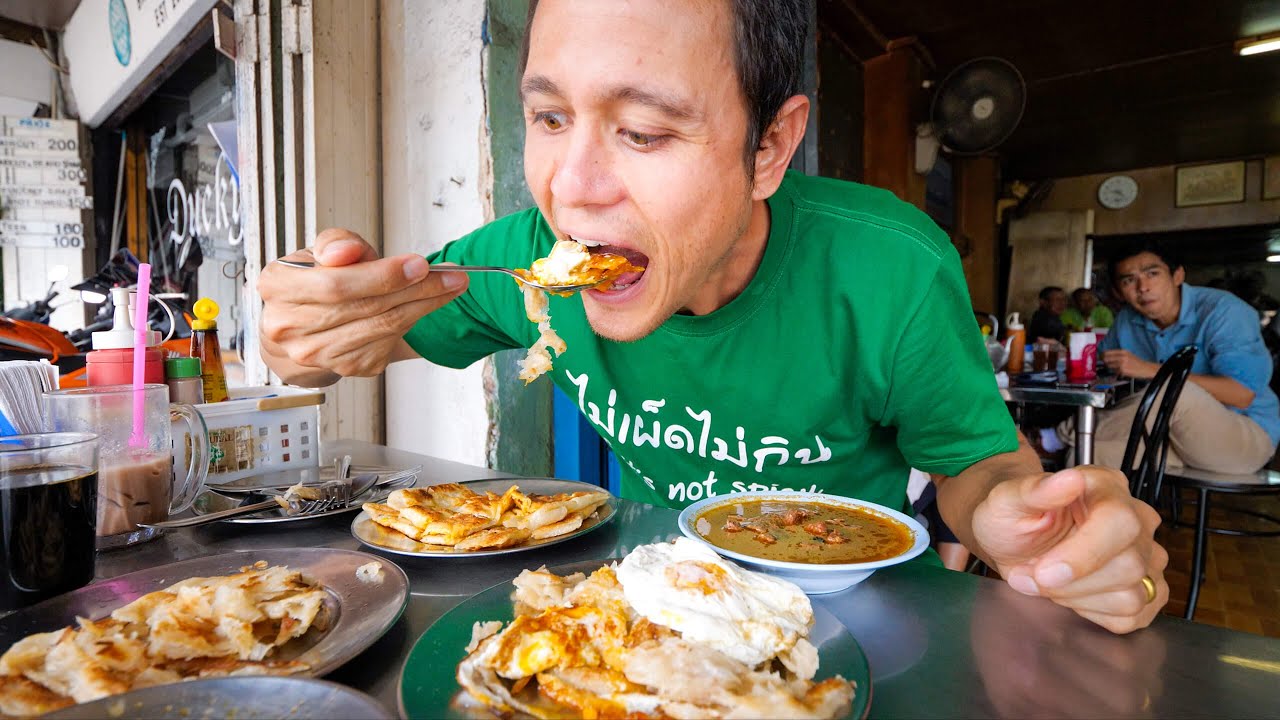 ULTIMATE Street Food in Phuket - BEST EGG ROTI + Fried Noodles! | Thailand Michelin Guide Tour! 17 hq720 402