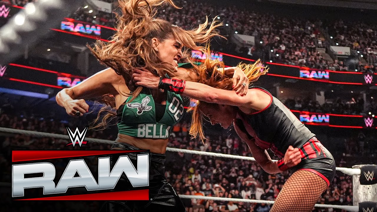 Nikki Bella forces Becky Lynch to retreat: Raw highlights, Aug. 18, 2025 23 hq720 4184