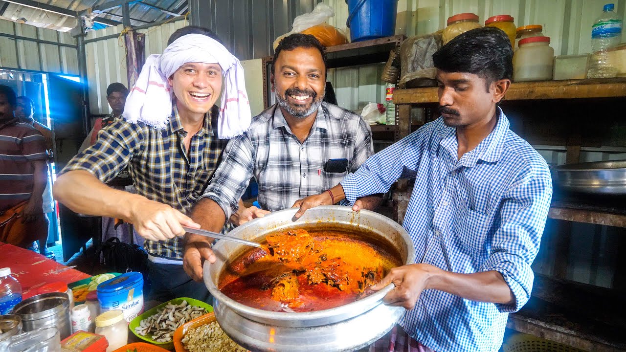 Spicy Indian Food!! TODDY SHOP - Fish Head Curry + Fresh Coconut Toddy in Kerala, India! 22 hq720 492