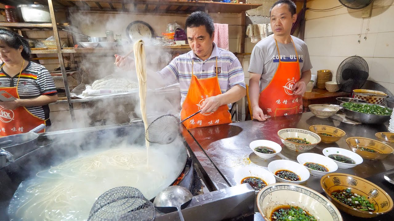 Street Food in China - ULTIMATE 14-HOUR SICHUAN Chinese Food Tour in Chengdu! (Part 1) 28 hq720 516