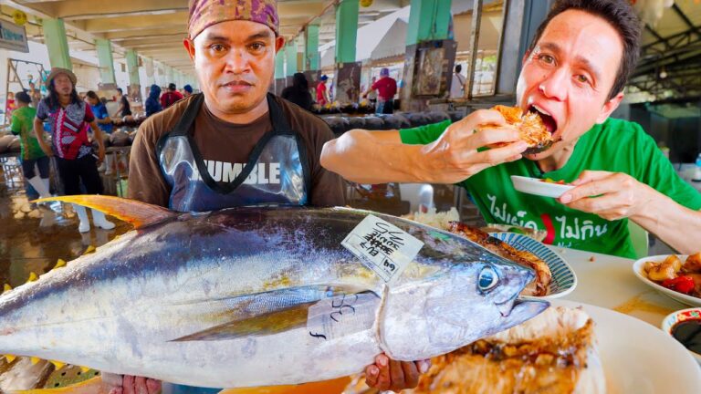Filipino Seafood Tour - KING OF TUNA in Mindanao, Philippines!! (This Is Crazy!!) hq720