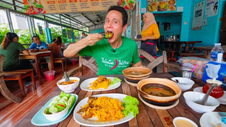 Thai Street Food!! Biryani + MASSAMAN CURRY - Must Eat in Krabi, Thailand!! hq720
