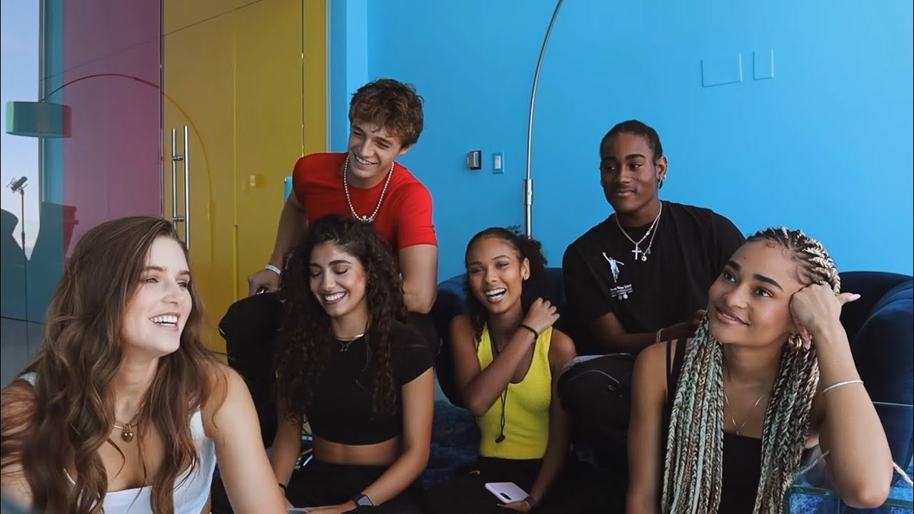 Tour Prep and a Tasting Challenge   – This Week With Now United